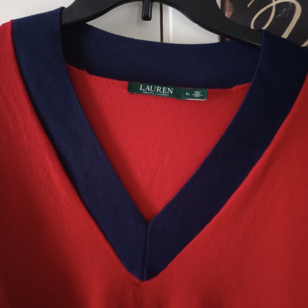XL Ralph Lauren ladies sweater ..